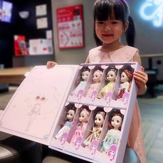 8 Enchanted Dolls Surprise Kit